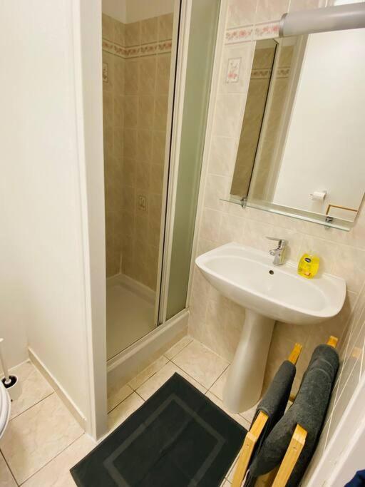 Appartement De Charme Saint-Samson-sur-Rance ภายนอก รูปภาพ